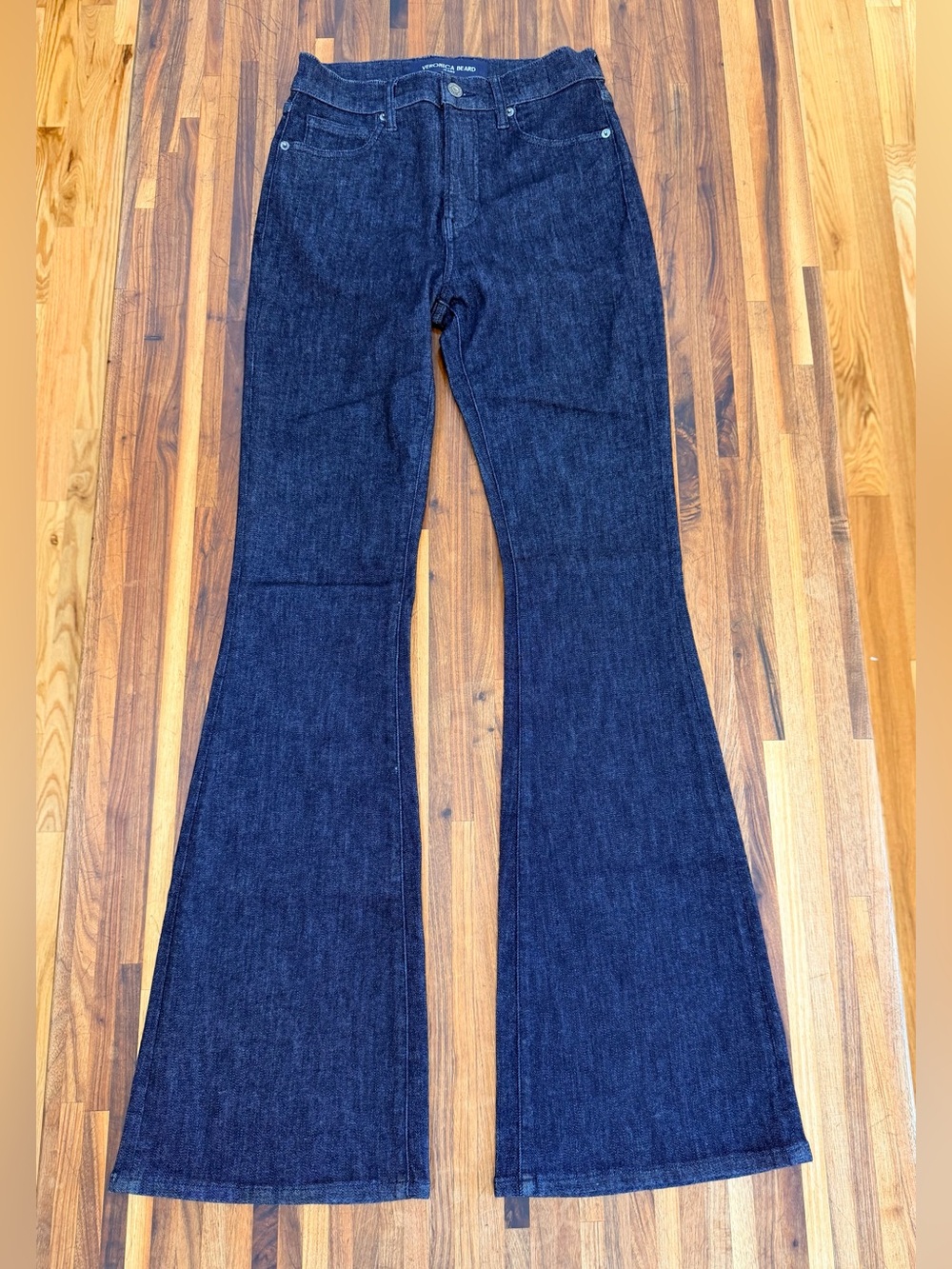 Veronica Beard - Beverly Skinny-Flare Jean in Indigo - Size 27